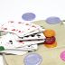 Set da gioco con carte e fiches